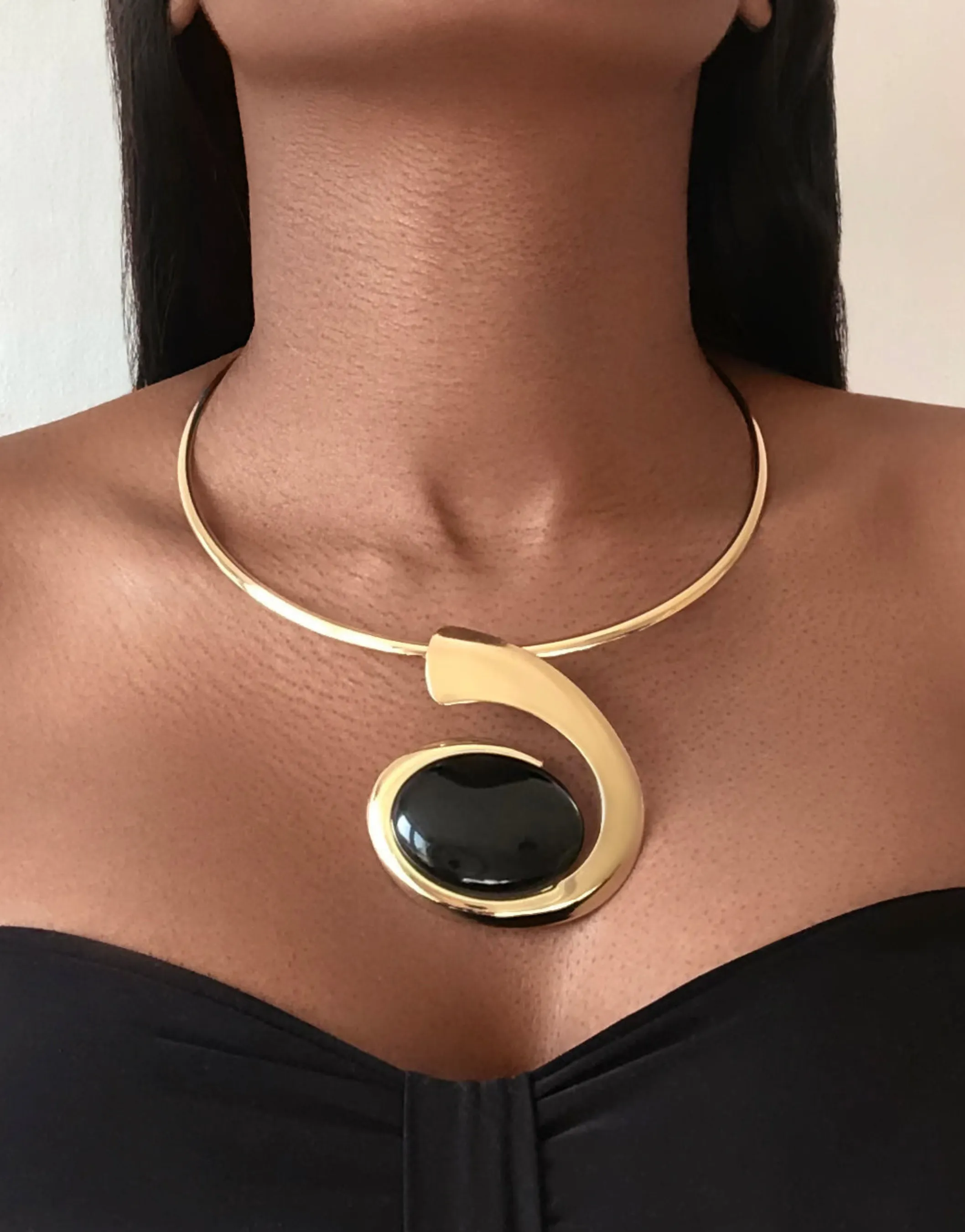 BIBA Statement Black Necklace