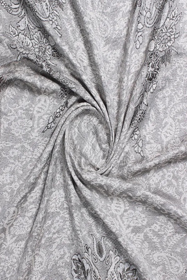 Elegant Shimmer Paisley Jacquard Scarf