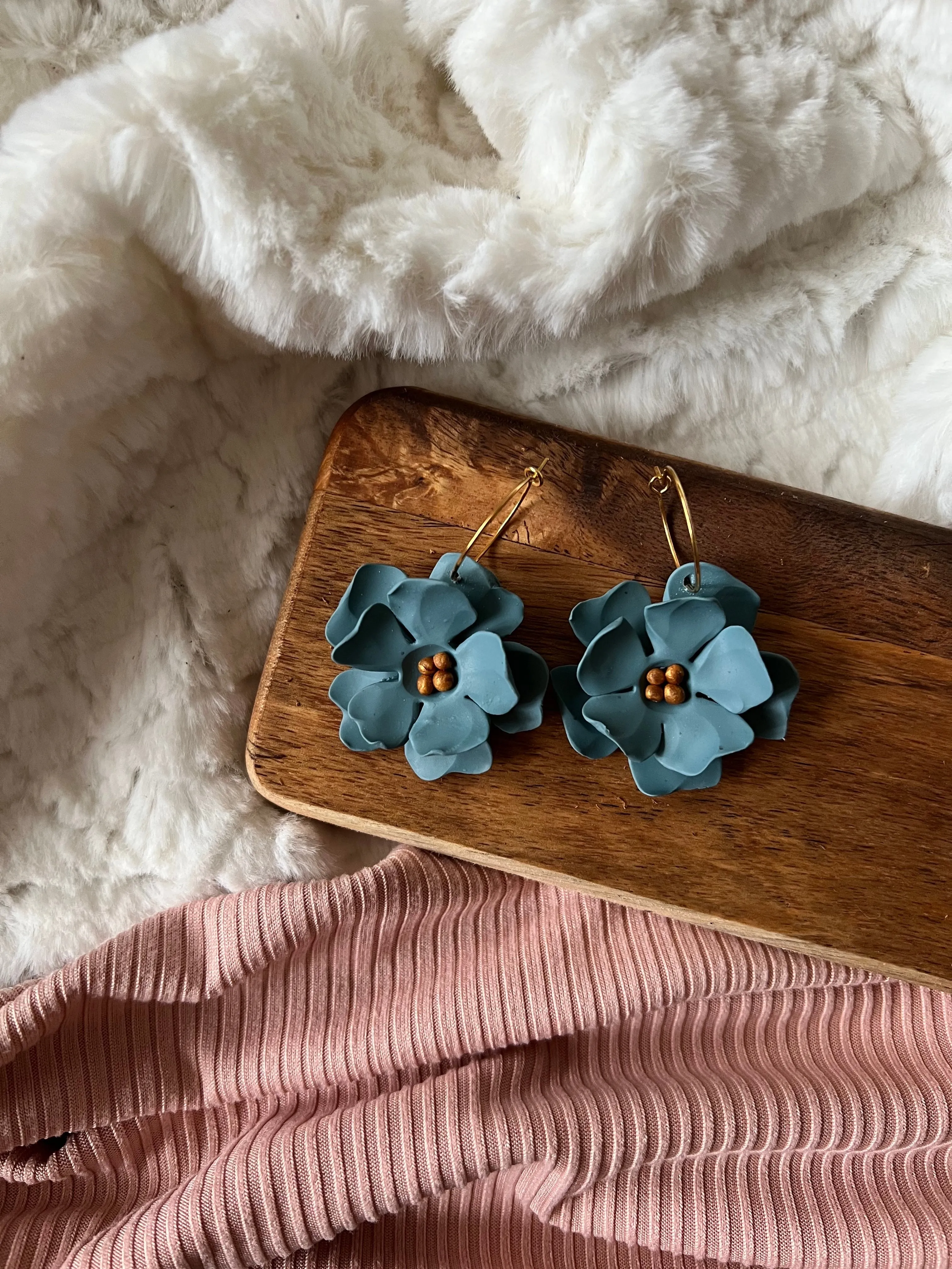 Millie Sandstone Flower Earrings